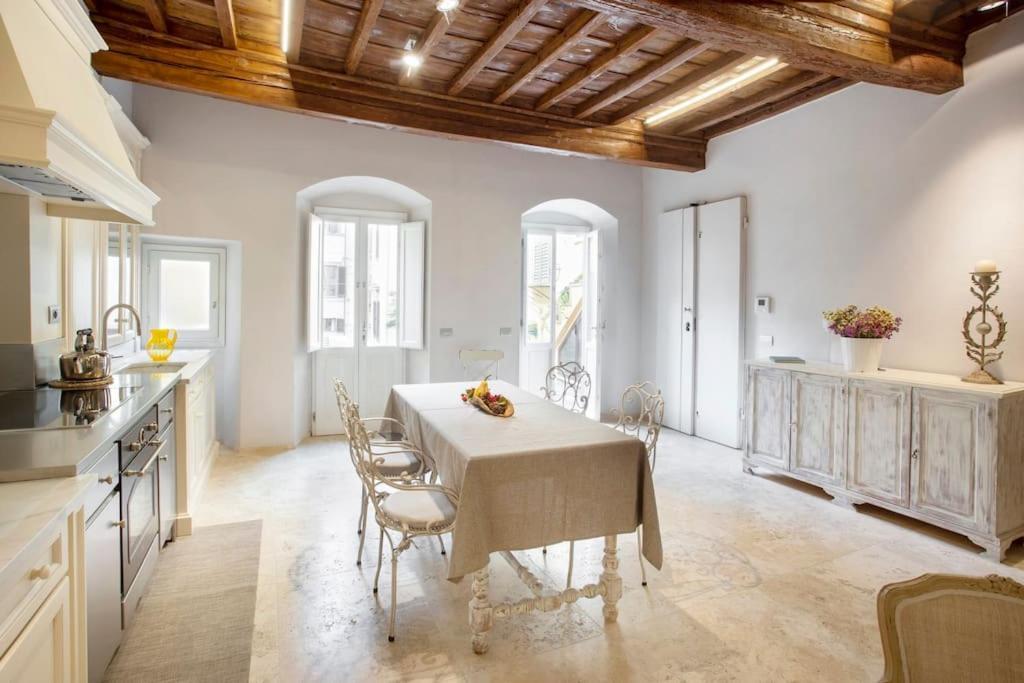 Santa Maria In Campo Apartment Florence Exterior photo