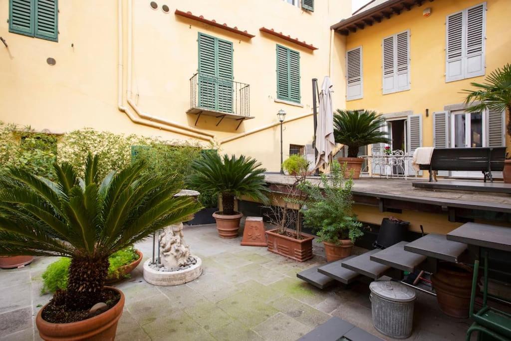 Santa Maria In Campo Apartment Florence Exterior photo